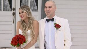 Valentine's Day elopement at Love & Simplicity weddings